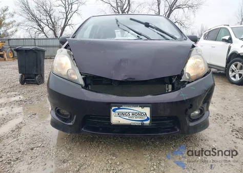 2013 Honda Fit Sport z USA, uszkodzony, nr VIN JHMGE8H57DC001602